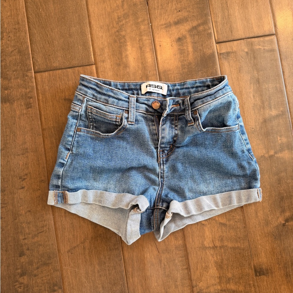 RSQ Women's Classic Blue Jean Shorts